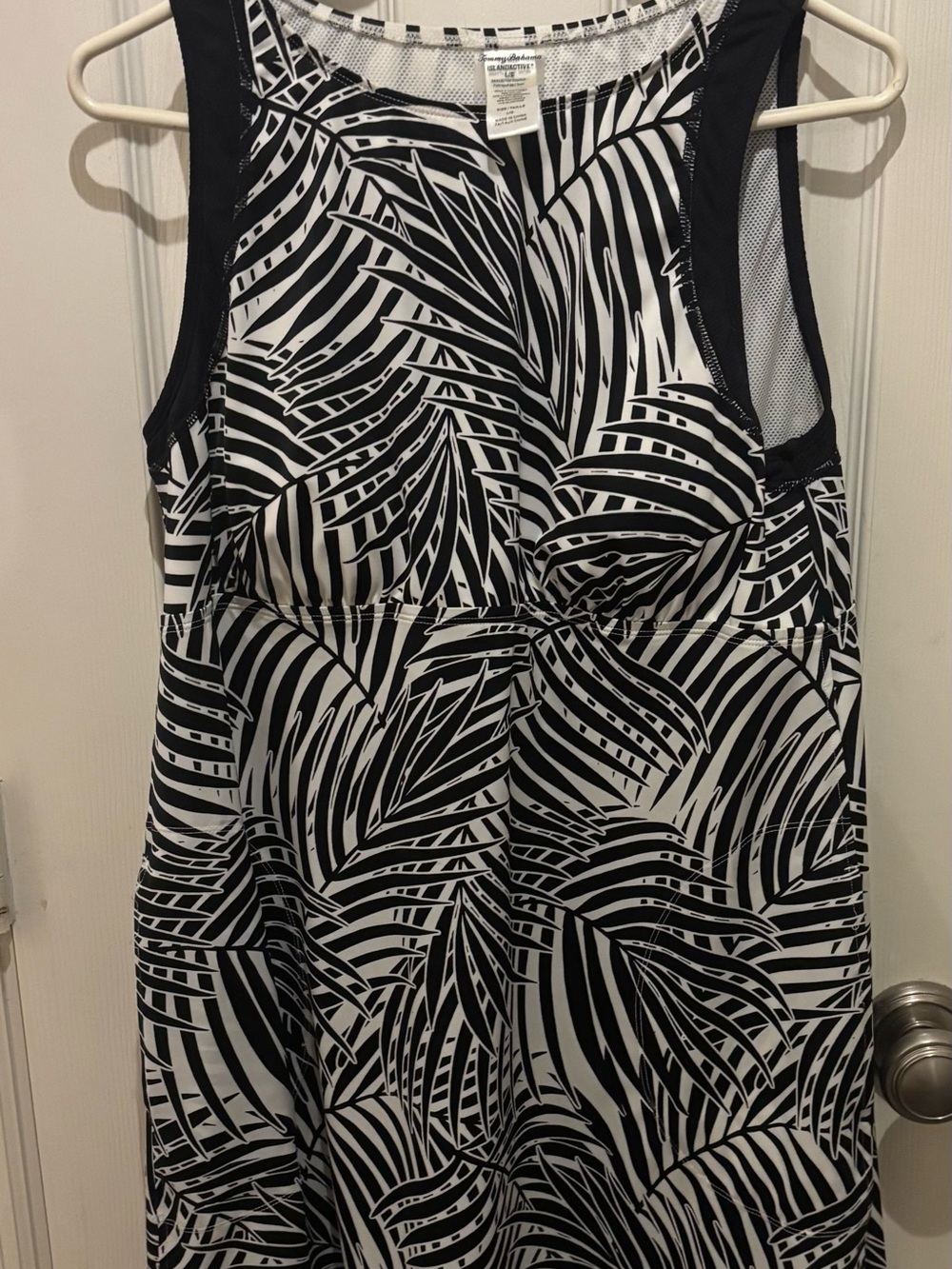 Tommy Bahama Black & White Palm-Print Women's Sleeveless Dress with built in bra